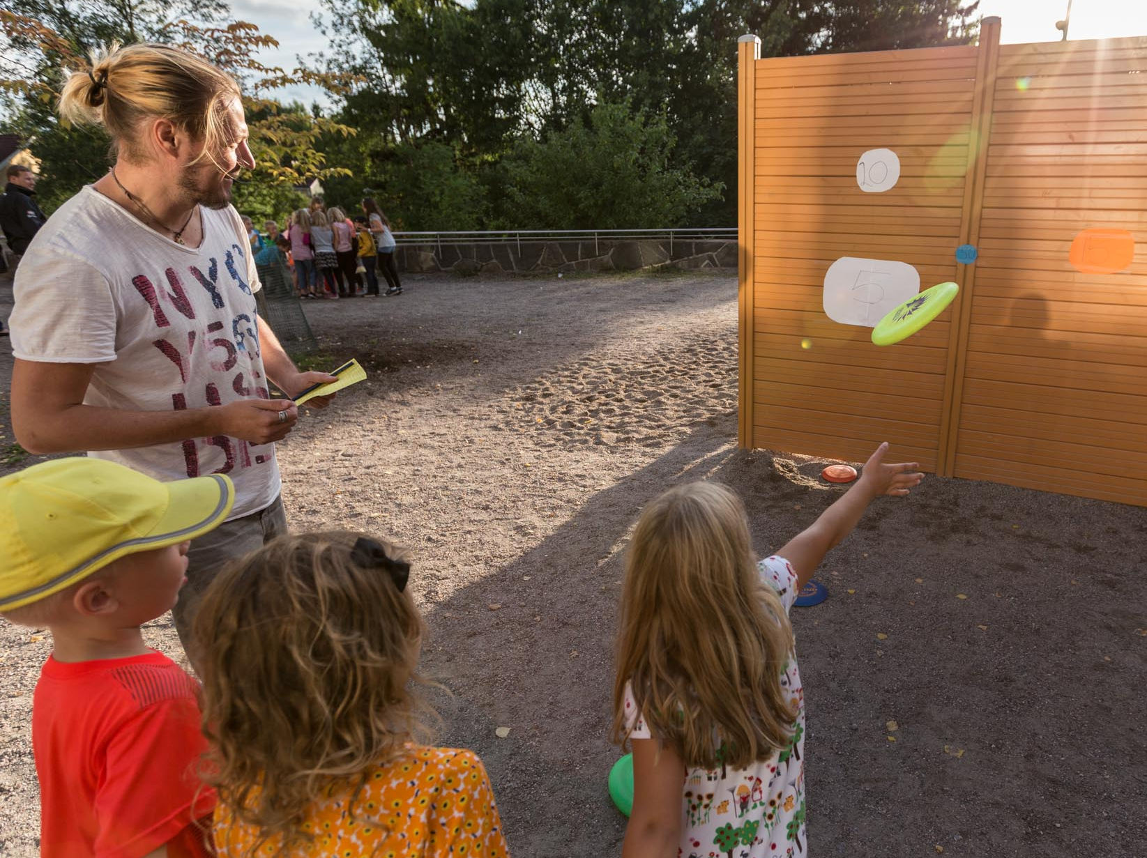 månsas skola helsingfors höstbaluns